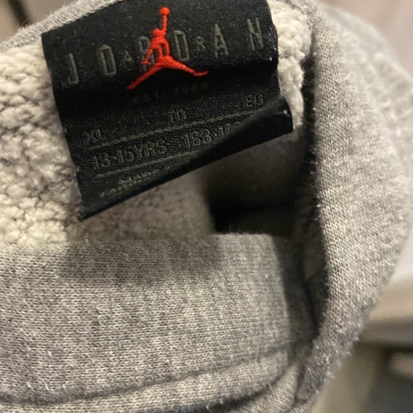 Jordan youth size XL used in great condition hooded sweatshirt - Picture 3 of 3